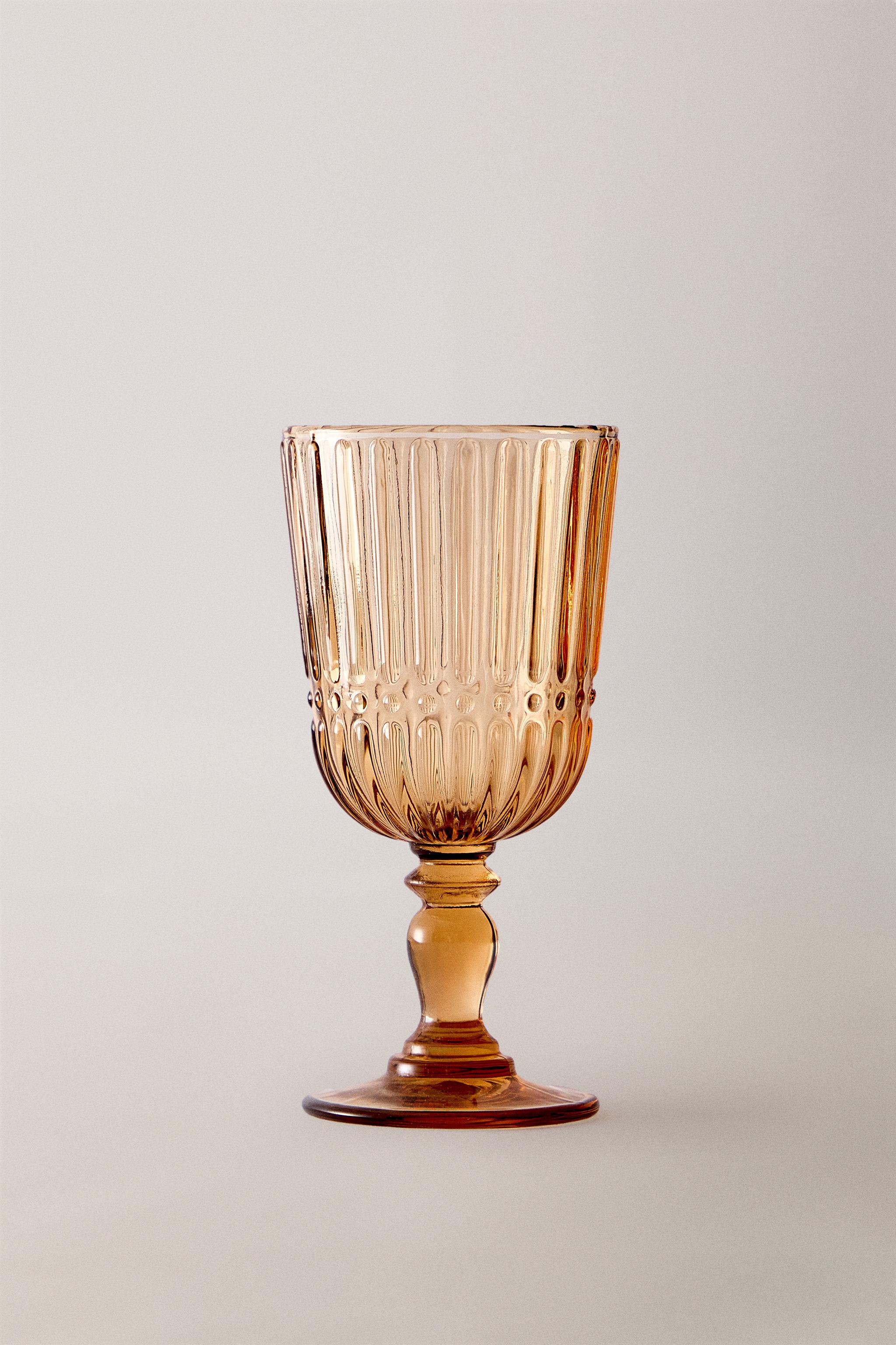 VERRE À VIN EN VERRE RELIEF
